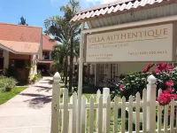 فيلا أوثينتيك