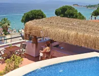 Rosy Suites Hotel - Rooftop Pools