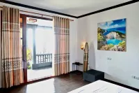 Blue Hill Hotels in Round Island