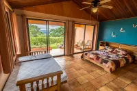 Nepenthe B&B โรงแรมใน