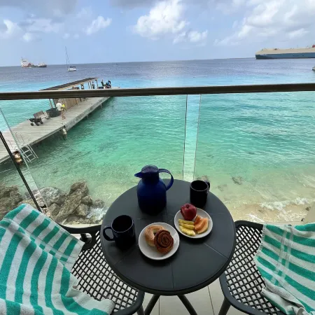 Divi Flamingo Beach Resort & Casino