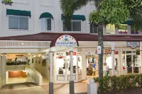 매크로슨 하우스