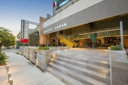 Krystal Urban Guadalajara