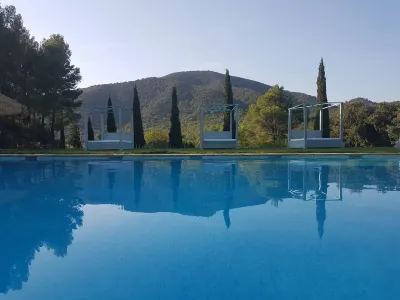 Mas del Sord 1335 Hotels near Passeig circular de Siurana