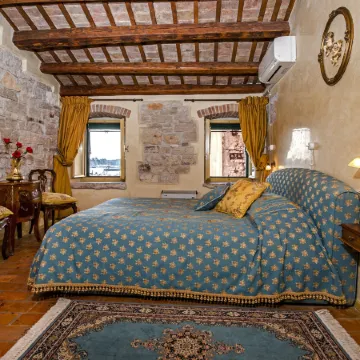 Residence Porta Antica Centro Storico