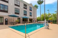 Comfort Suites Tallahassee Downtown - Pools
