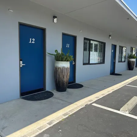 Cambria Palms Motel