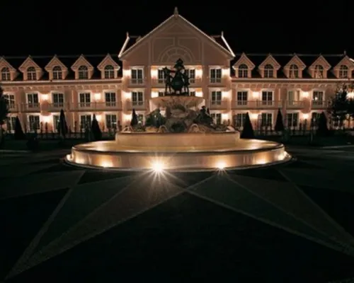 Gardaland Hotel Exterior Photos