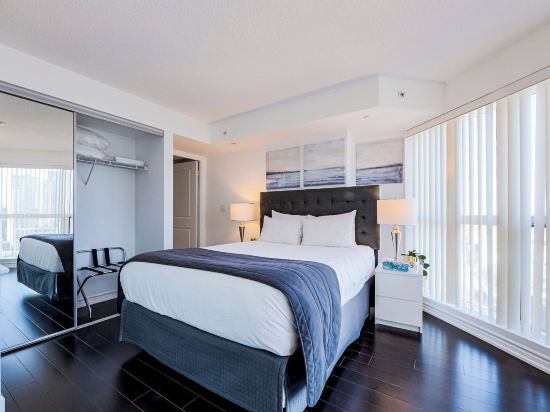 Altitude Suites Bay Street by Teristo Group