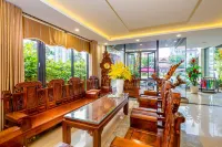La Maison Danang Beach Hotel Hotels in Đà Nẵng