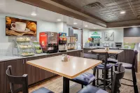 Wingate by Wyndham Detroit Metro Airport Hôtels à : Romulus