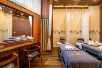 Baly Hotel and Spa Hotels in Thành phố Huế