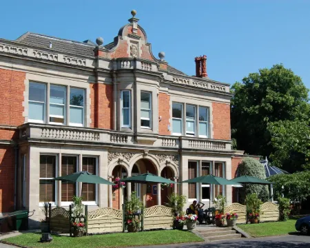 Millfields Hotel โรงแรมในGrimsby