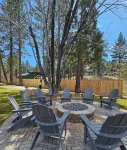 Big Bear Frontier Hotels near Pine Knot Village