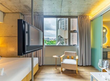 Linked Batel by Xtay