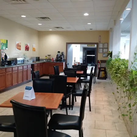 Quality Inn & Suites Conference Center Thomasville