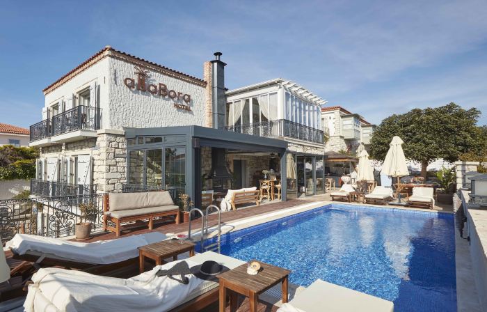AlaBora Hotel