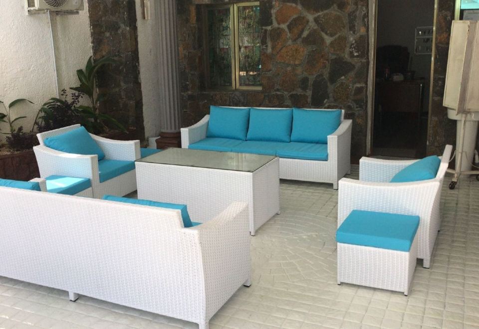 Hotel L'Étoile Bleue Hotel, Public Areas, Public Areas
