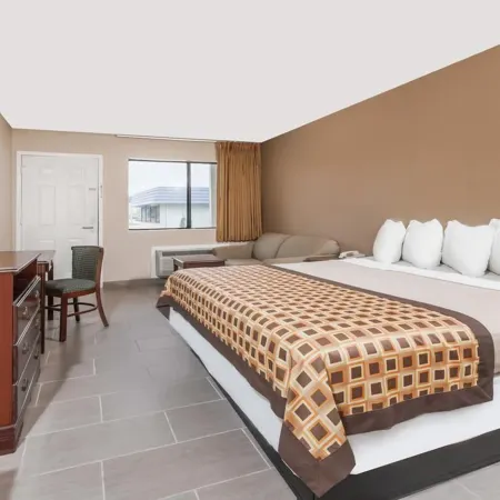 Deluxe Inn Denton