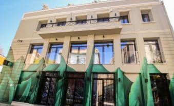 85 Sqm in the Heart of Athens Shared Rooftop Deck