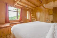 Oak N Pine by Dumnu Homes