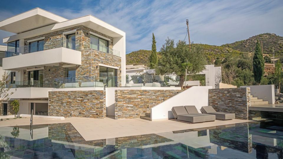 Elia Cove Luxury Villas & Residences