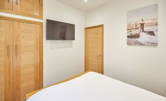 Host & Stay - Knight Retreat