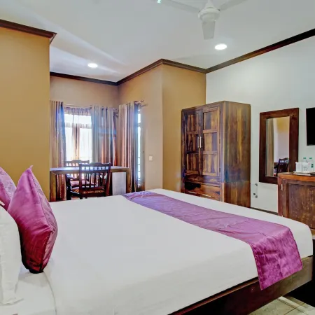 Treebo Premium Travancore Palace Cherthala