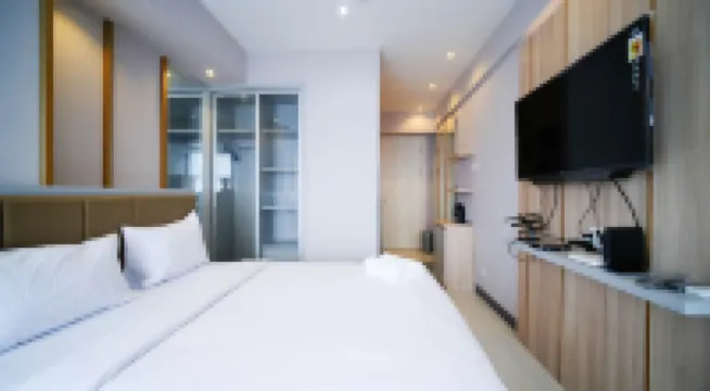 Simple and Cozy Studio at Benson Supermall Mansion Apartment