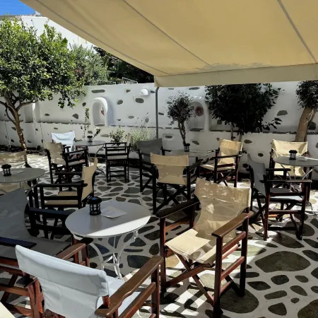 Dilion Hotel