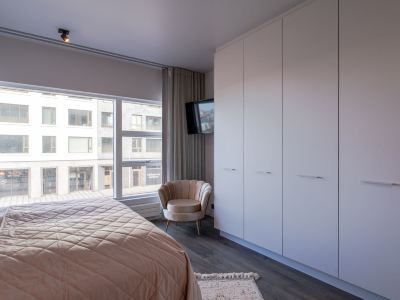 Ocean Breeze Luxury Apartment