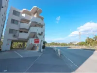 Mahina Terrace
