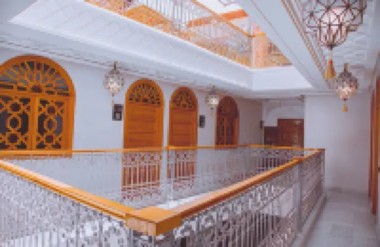 里亞德提斯利特温泉酒店