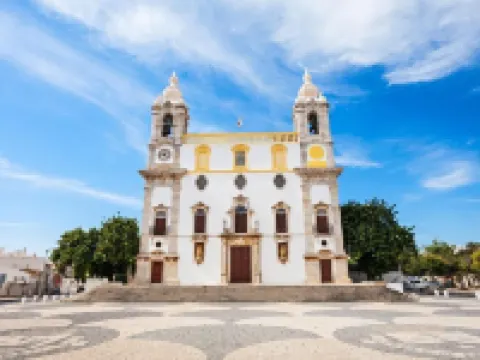 バイシャ テラス ホステル ファロのホテル