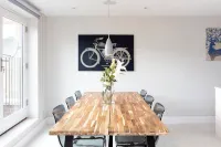 Fabulous Central Windsor Town House with Parking - Kitchens