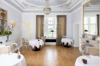 Schlosshotel Münchhausen Hotels in Bad Pyrmont