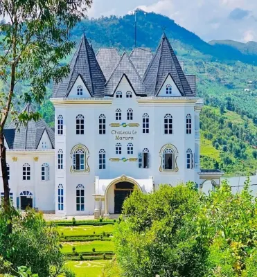 CHATEAU LE MARARA Hotel a Kibuye
