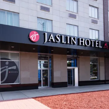 Jaslin Hotel Отели рядом с достопримечательностью «Адлер планетариум»
