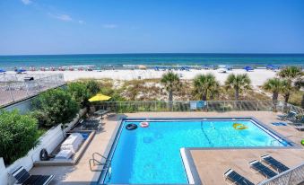 Sun-Kissed by Avantstay Beachfront Access