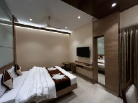 The Paradise Hotel - Luxury Stay Hoteles en Distrito de Kanchipuram