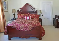 Miller House By the Bay Hotels in Lunenburg