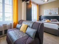 L'Escale de la Gare Hotels in Saumur