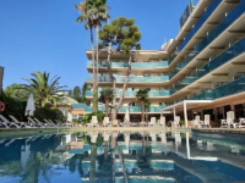 Hotel Canada Palace Hotels in Calafell