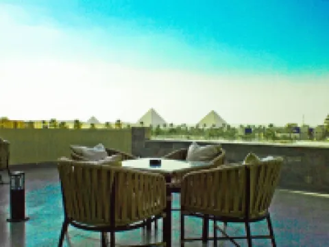 Galleria hotel pyramids view