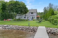 The Luxe Lake House Hotels in Charlevoix