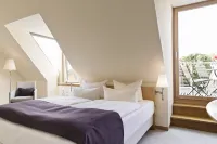 Hotel Kleines Meer Hotels in Klink
