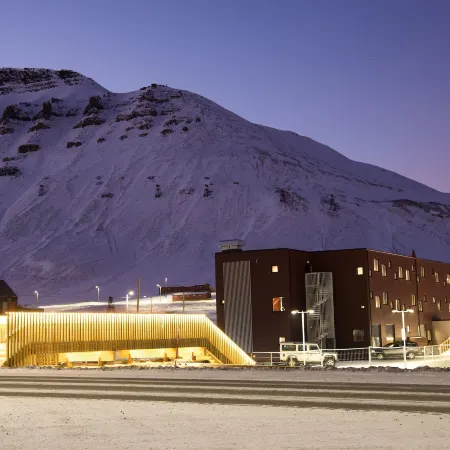 Svalbard Hotell | the Vault