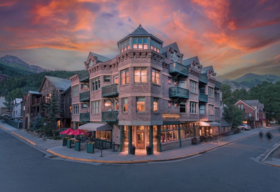 hotel overview picture