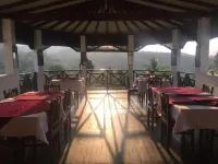 Kandy Homestay Hotels in Lewella