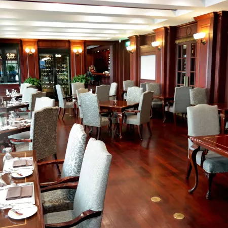 Asia Lakeside Hotel
